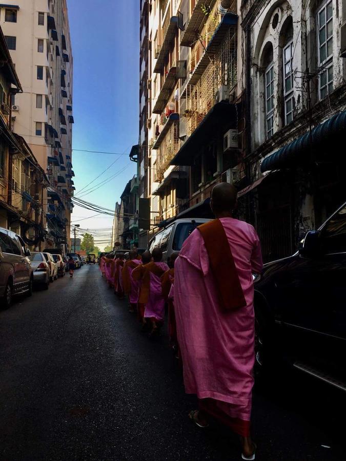 Baobabed Hostel Yangon, Myanmar Exteriör bild